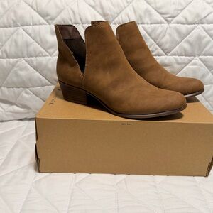 Women's Brown Suede Cutout Ankle Booties